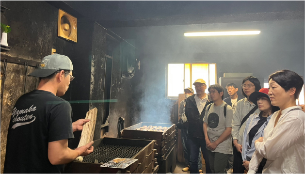鰹節の伝統製法見学